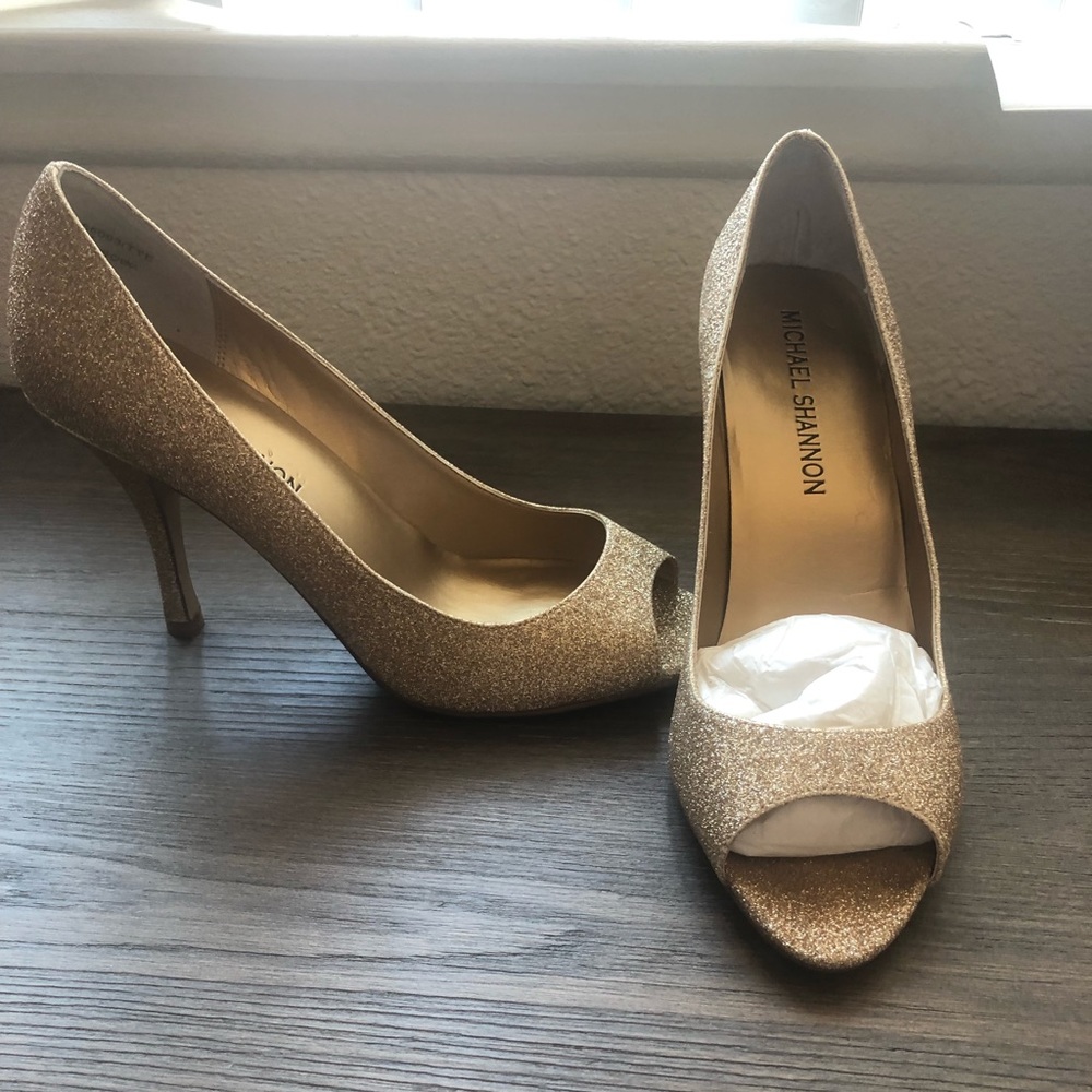 Gold Glitter Michael Shannon Heels size 8